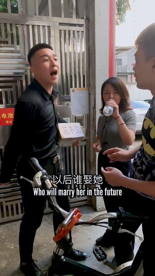 搞笑真快递员,揭秘搞笑真快递员的欢乐日常